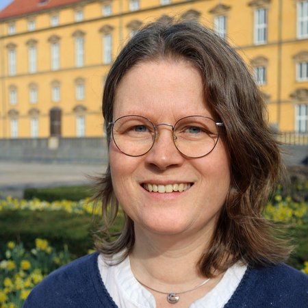 Maja Tabeling, Familienbildungsservice