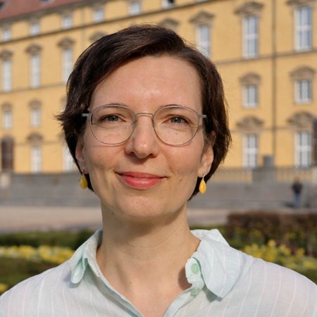 Ina Stallkamp, Sprachkurskoordination